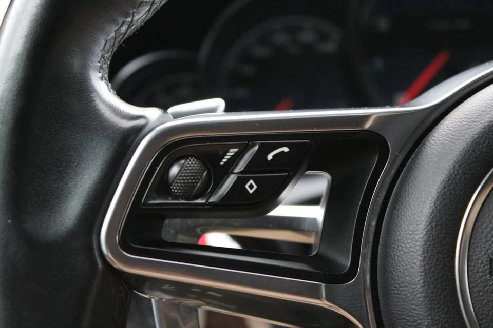 2016 Porsche 958 Cayenne - Image 18 of 20