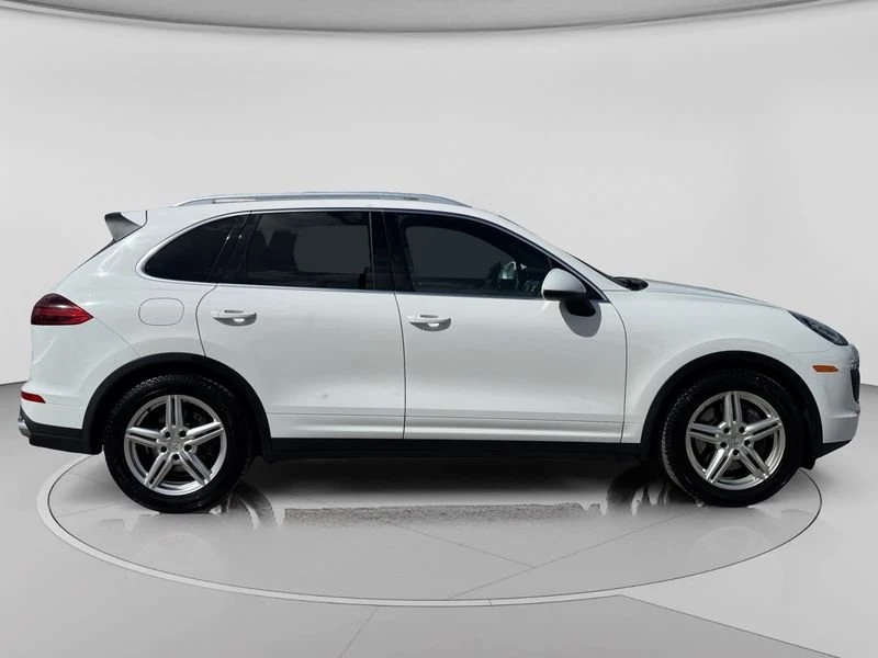 2016 Porsche 958 Cayenne - Image 8 of 20