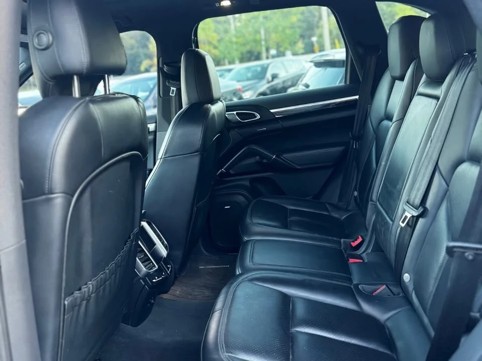 2016 Porsche 958 Cayenne - Image 18 of 19