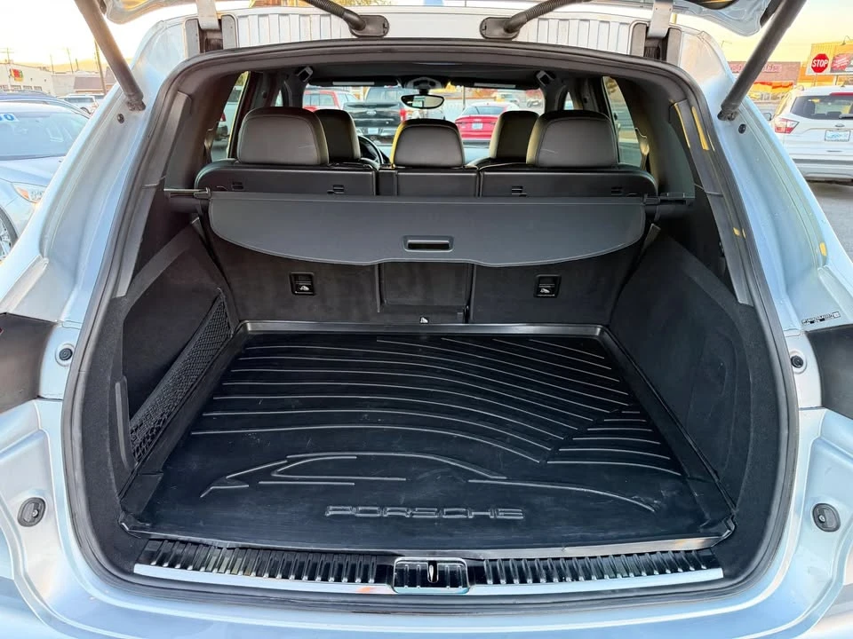 2016 Porsche 958 Cayenne - Image 5 of 19