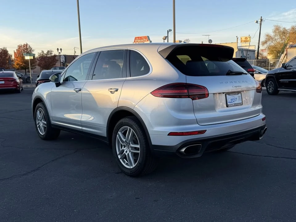 2016 Porsche 958 Cayenne - Image 3 of 19