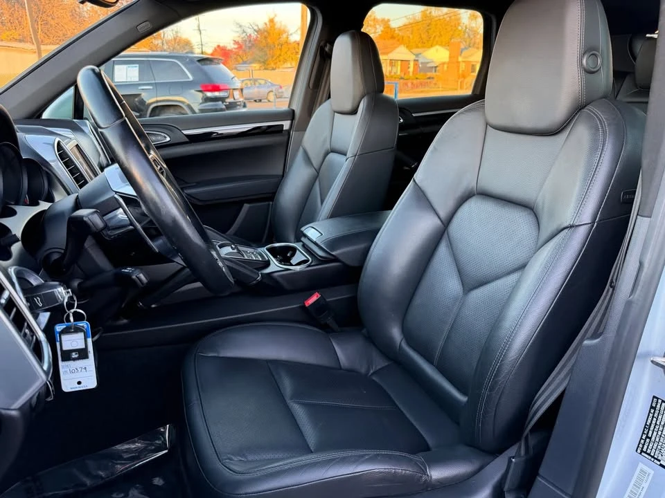 2016 Porsche 958 Cayenne - Image 8 of 19