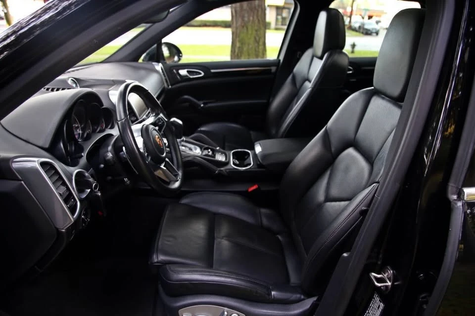 2016 Porsche 958 Cayenne - Image 5 of 14