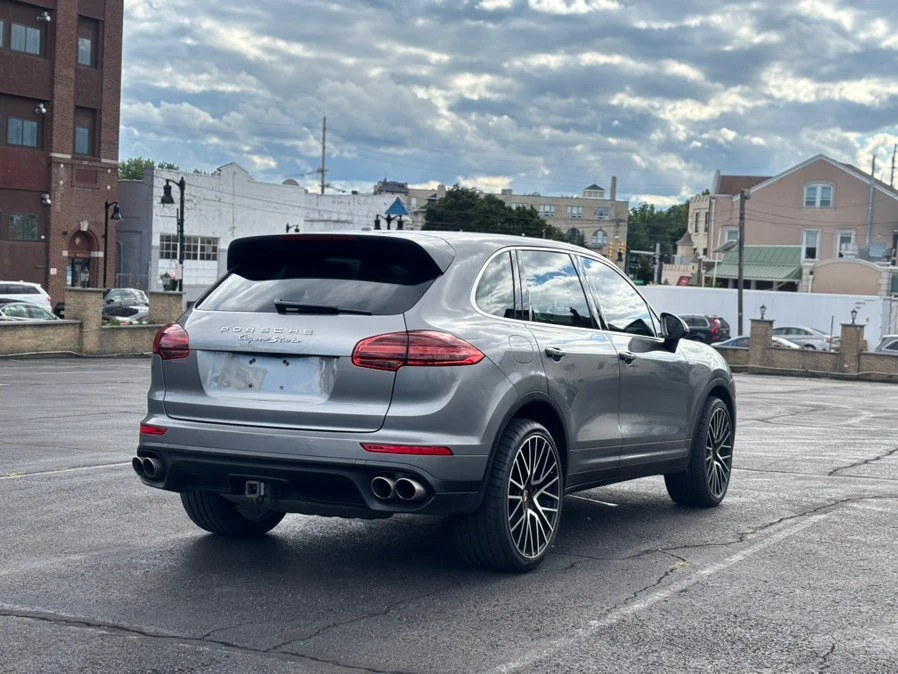 2016 Porsche 958 Cayenne S - Image 3 of 7