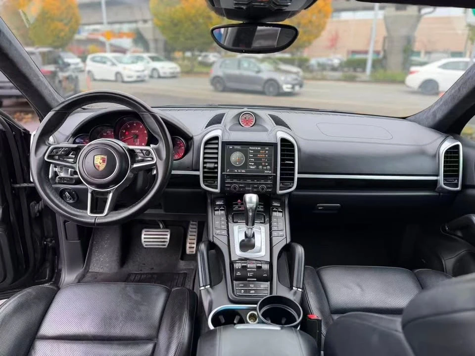 2016 Porsche 958 Cayenne - Image 11 of 16