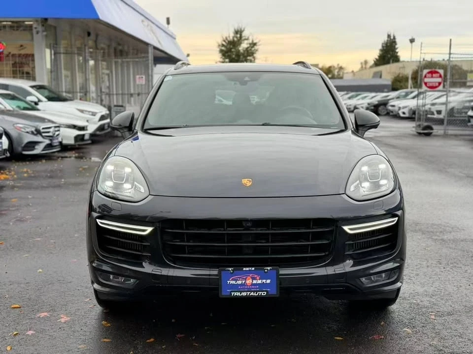 2016 Porsche 958 Cayenne - Image 2 of 16