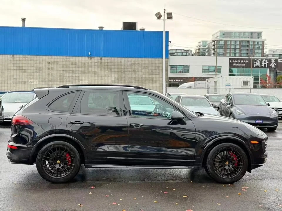 2016 Porsche 958 Cayenne - Image 4 of 16