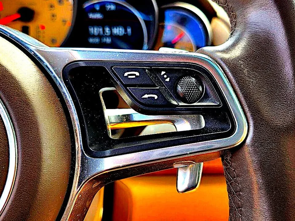 2016 Porsche 958 Cayenne - Image 16 of 20