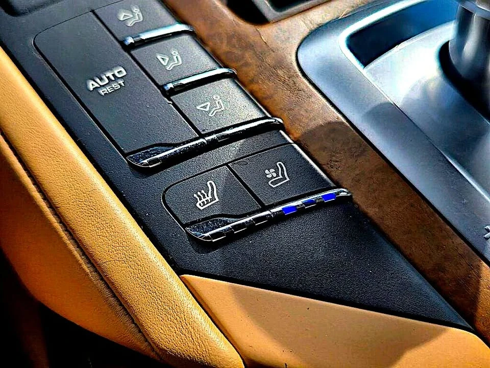 2016 Porsche 958 Cayenne - Image 19 of 20