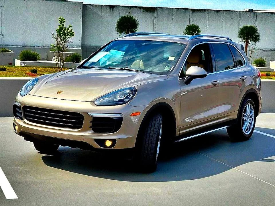 2016 Porsche 958 Cayenne - Image 3 of 20