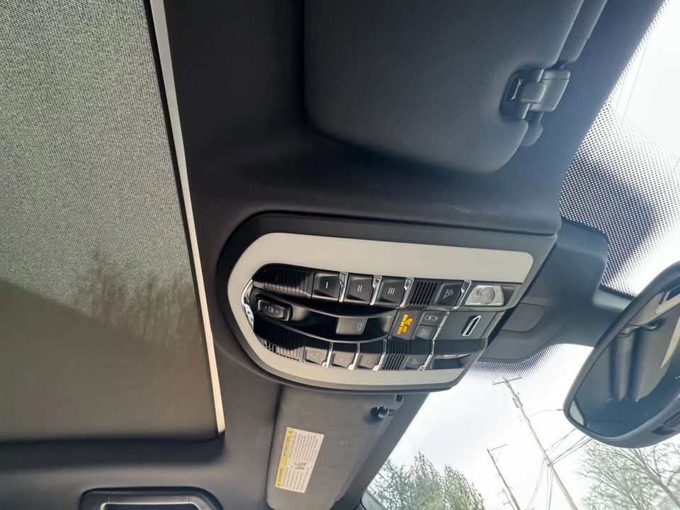 2016 Porsche 958 Cayenne - Image 15 of 20