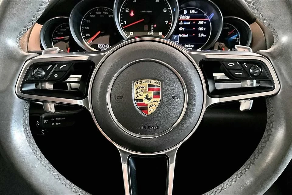 2016 Porsche 958 Cayenne - Image 15 of 20