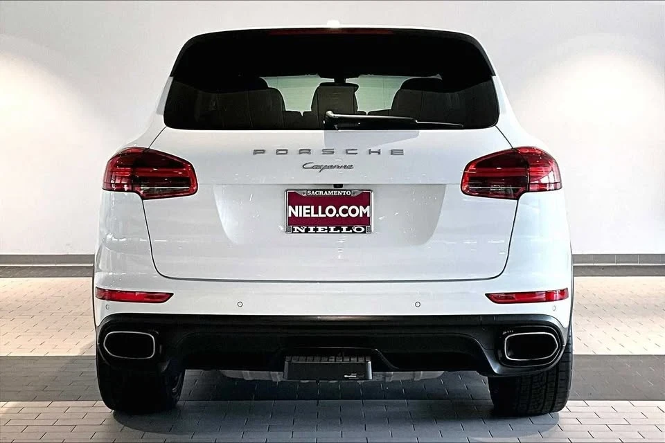 2016 Porsche 958 Cayenne - Image 6 of 20