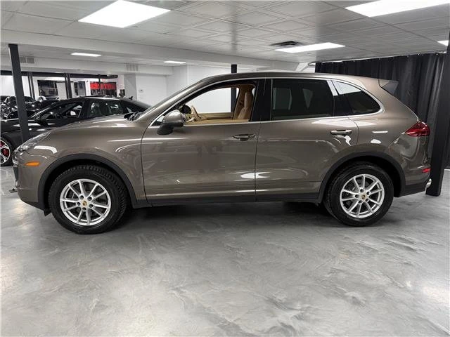 2016 Porsche 958 Cayenne - Image 2 of 19