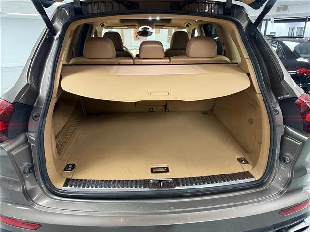 2016 Porsche 958 Cayenne - Image 14 of 20