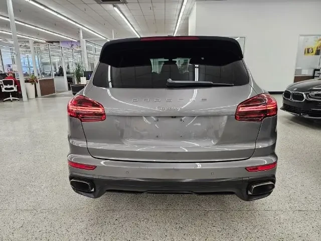 2016 Porsche Cayenne - Image 3 of 10