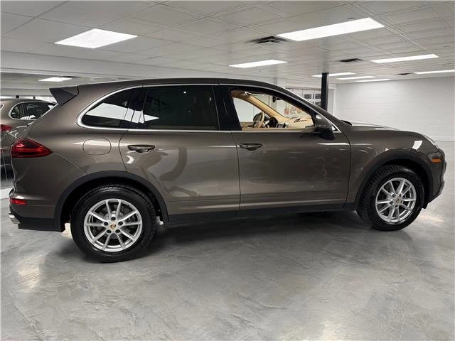 2016 Porsche 958 Cayenne - Image 6 of 20