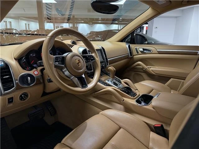 2016 Porsche 958 Cayenne - Image 16 of 20