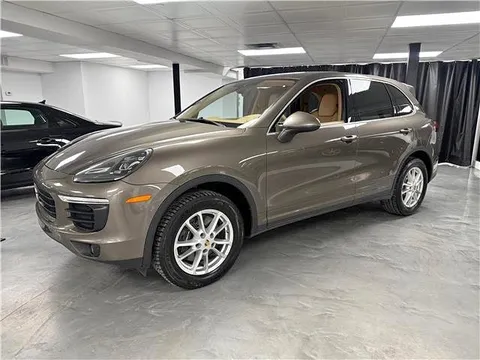 2016 Porsche Cayenne Base