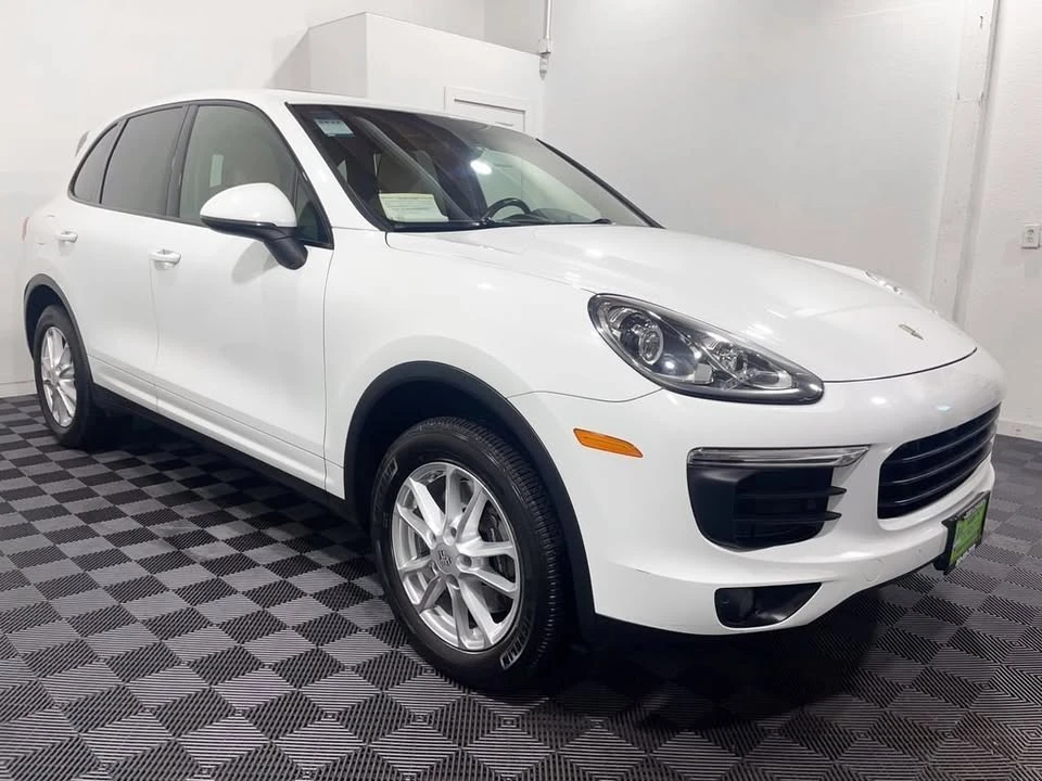 2016 Porsche 958 Cayenne - Image 3 of 19