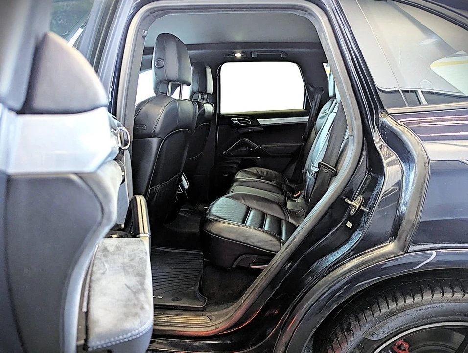 2016 Porsche 958 Cayenne GTS - Image 17 of 20