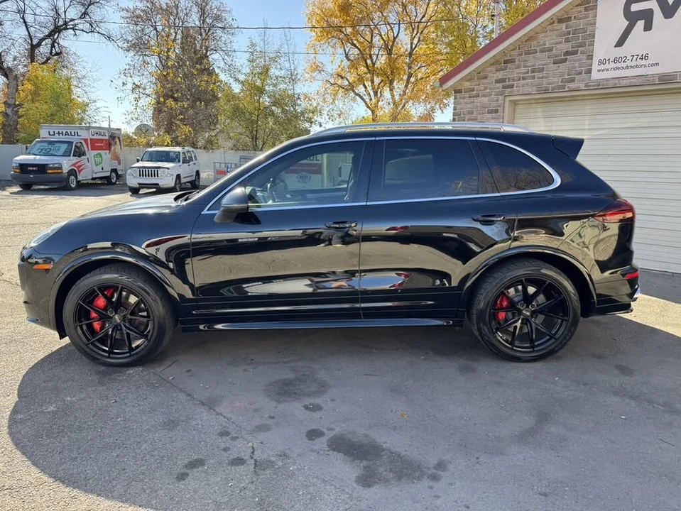 2016 Porsche 958 Cayenne GTS - Image 8 of 19