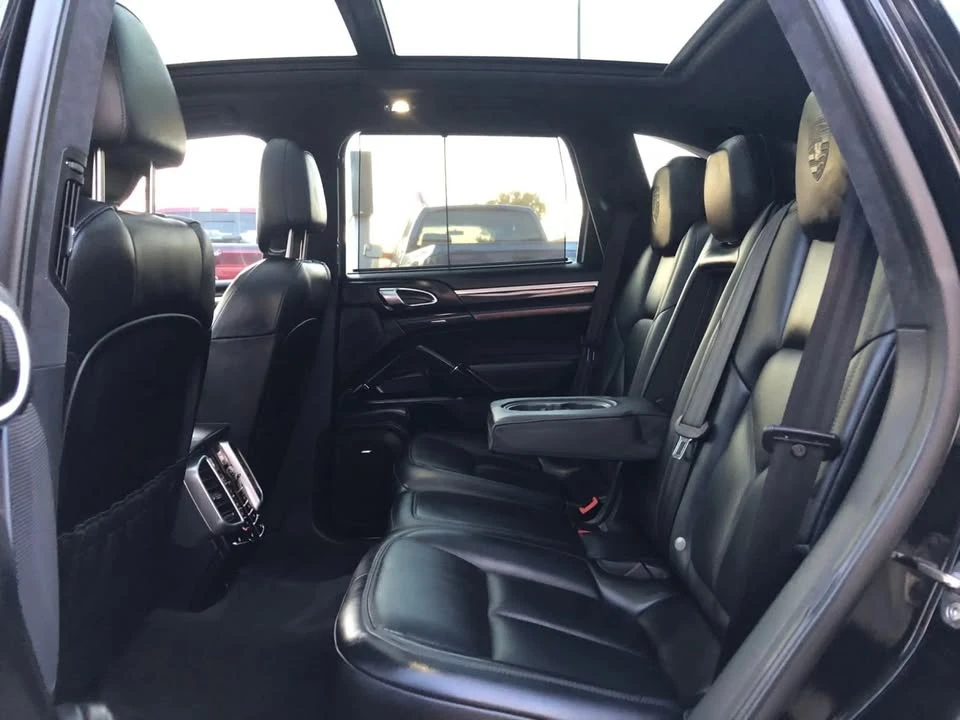 2016 Porsche 958 Cayenne GTS - Image 9 of 20