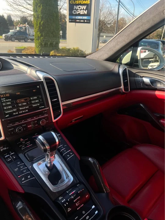2016 Porsche 958 Cayenne GTS - Image 8 of 10