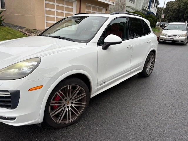 2016 Porsche 958 Cayenne GTS - Image 8 of 9