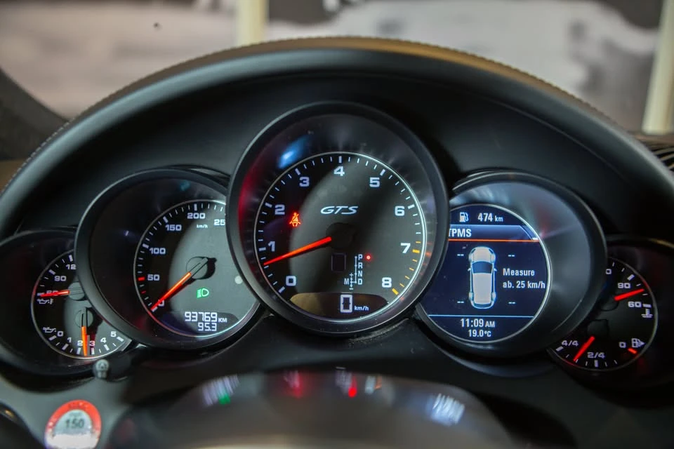 2016 Porsche 958 Cayenne GTS - Image 15 of 18