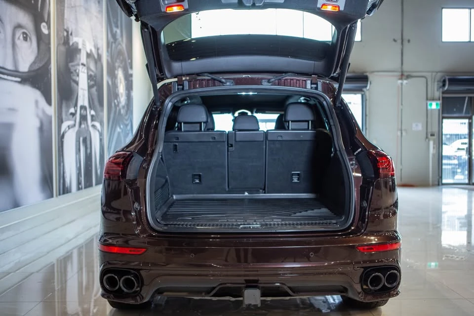 2016 Porsche 958 Cayenne GTS - Image 18 of 18