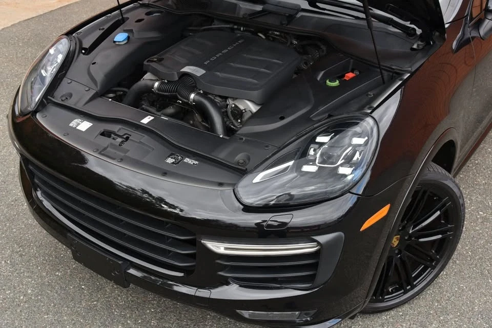2016 Porsche 958 Cayenne GTS - Image 11 of 19