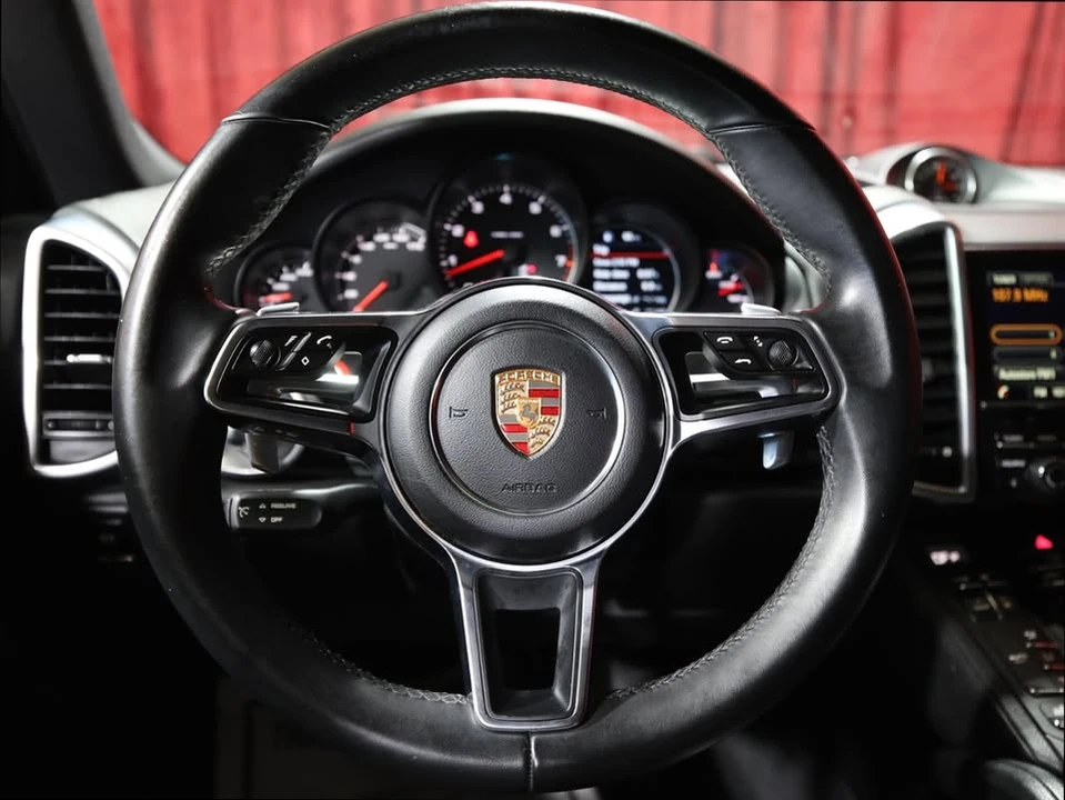 2016 Porsche 958 Cayenne - Image 13 of 18