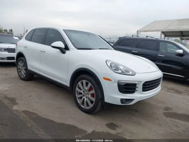 2016 Porsche 958 Cayenne S - Image 17 of 20