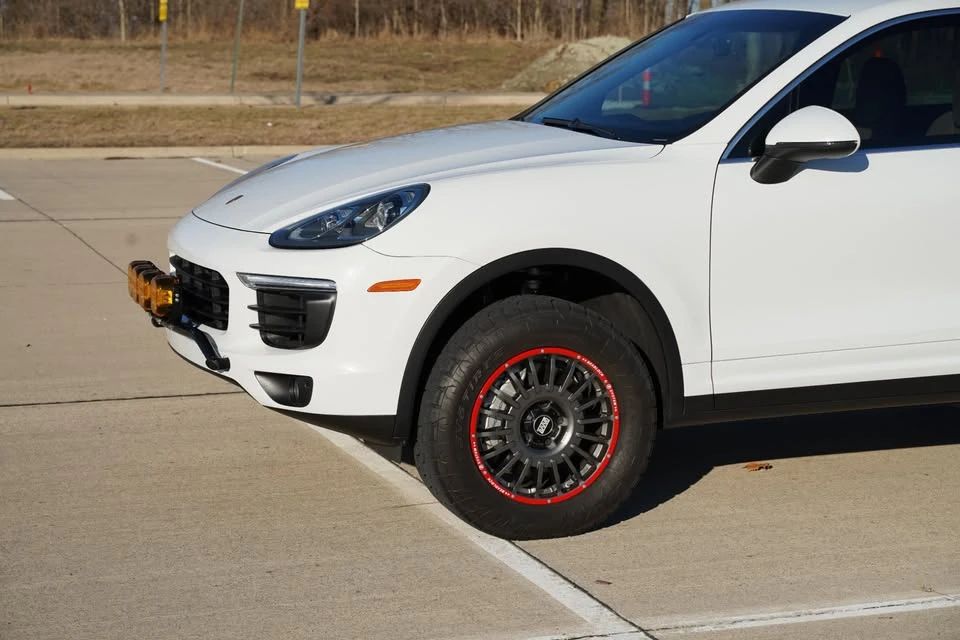 2016 Porsche 958 Cayenne S - Image 11 of 20