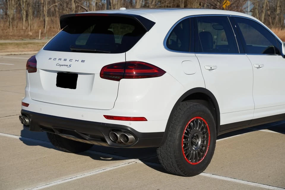 2016 Porsche 958 Cayenne S - Image 15 of 20