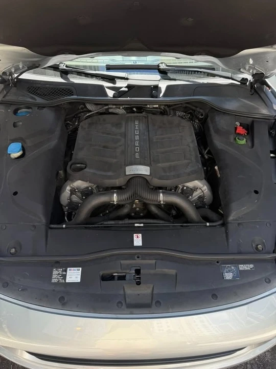2016 Porsche 958 Cayenne S - Image 13 of 20