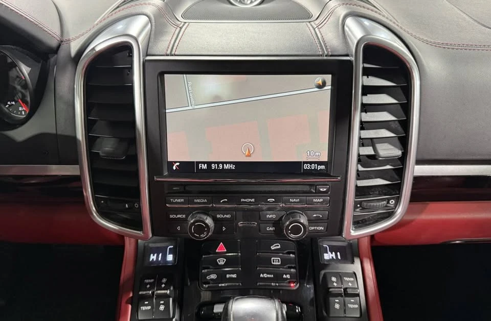 2016 Porsche 958 Cayenne S - Image 17 of 20
