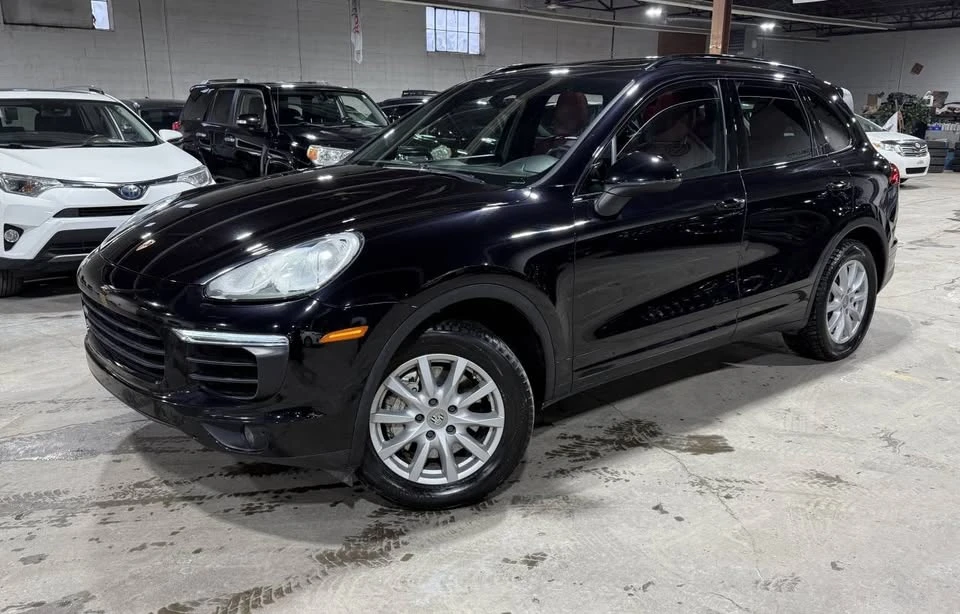 2016 Porsche 958 Cayenne S - Image 8 of 20
