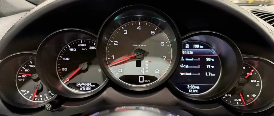 2016 Porsche 958 Cayenne S - Image 14 of 19