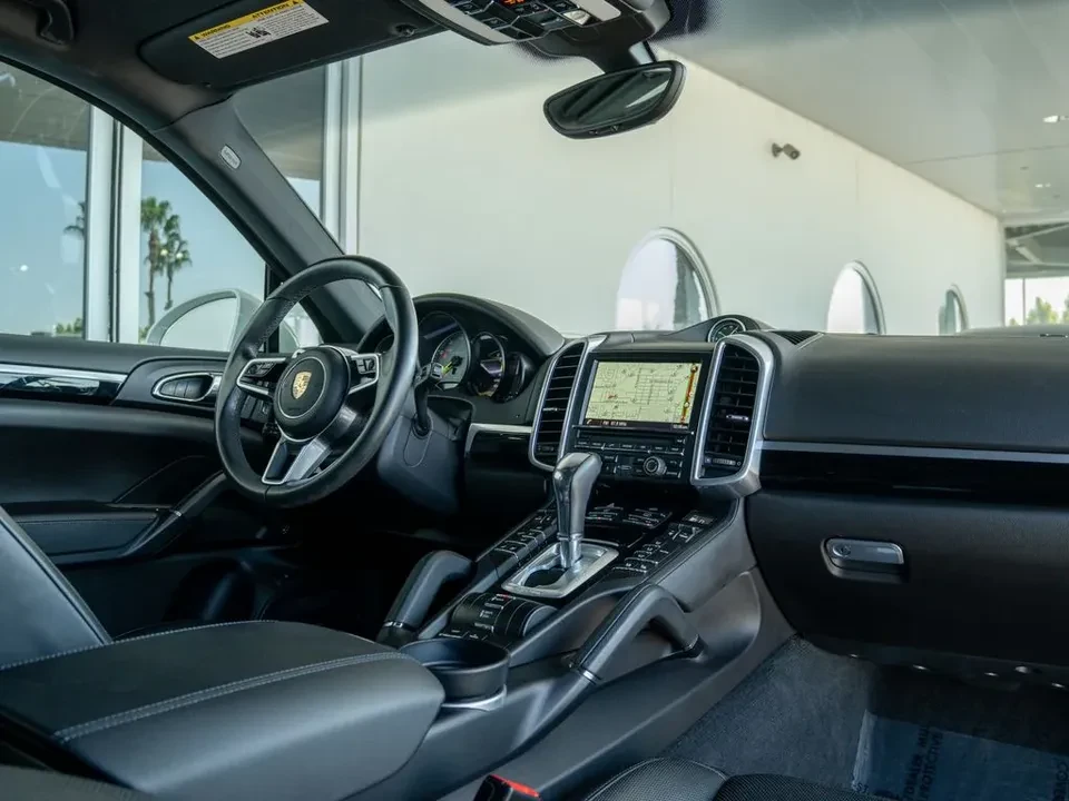 2016 Porsche 958 Cayenne - Image 8 of 20