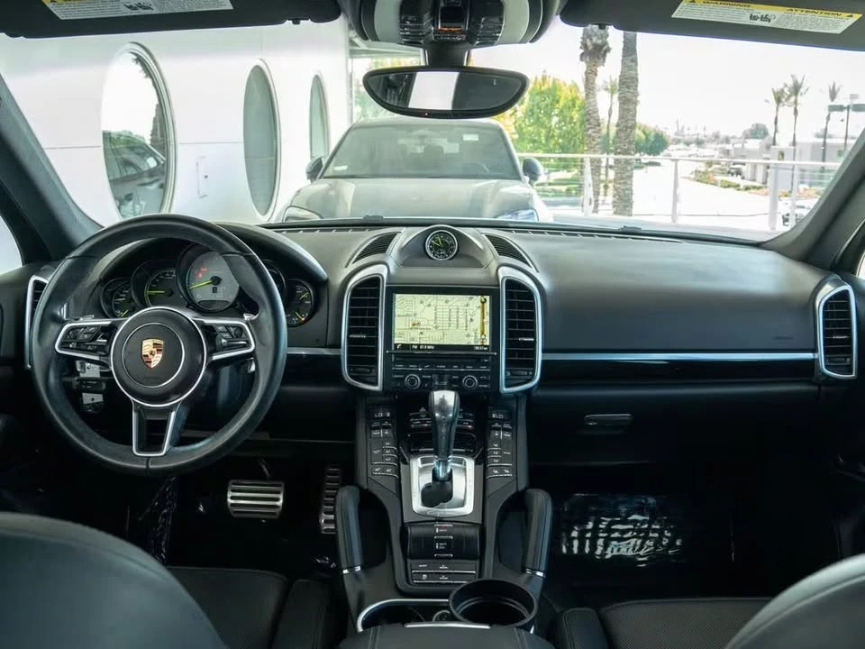 2016 Porsche 958 Cayenne - Image 11 of 20