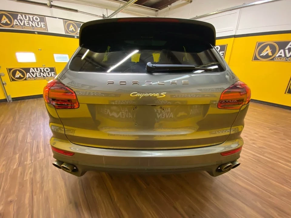 2016 Porsche 958 Cayenne S - Image 2 of 19