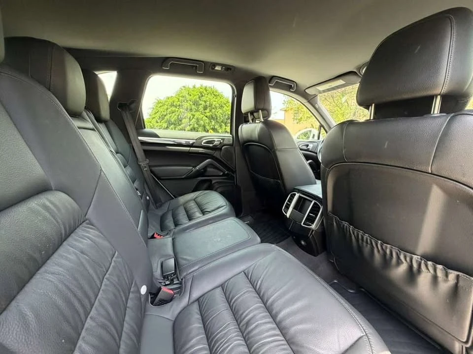 2016 Porsche 958 Cayenne GTS - Image 9 of 13