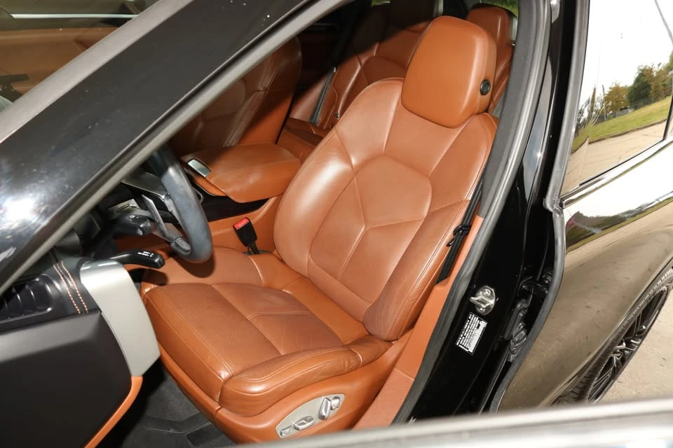 2016 Porsche 958 Cayenne - Image 8 of 19