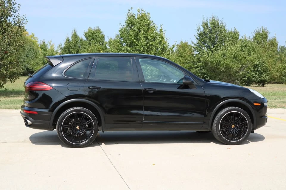 2016 Porsche 958 Cayenne - Image 5 of 19