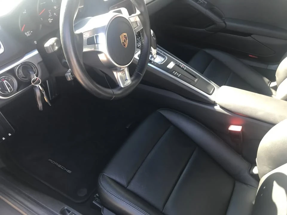 2016 Porsche 981 Cayman - Image 6 of 9