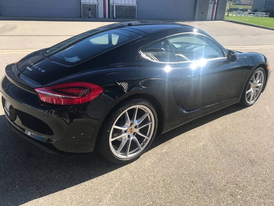 2016 Porsche 981 Cayman - Image 4 of 9