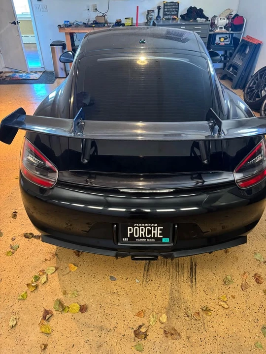 2016 Porsche 981 Cayman - Image 3 of 7