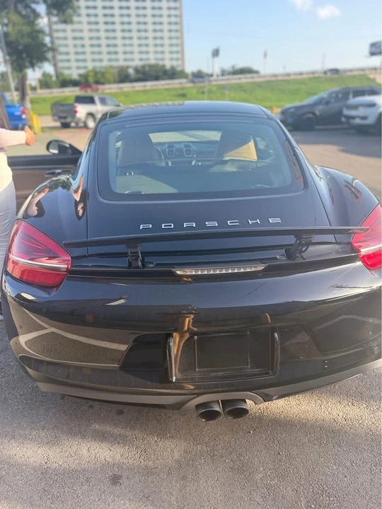 2016 Porsche 981 Cayman - Image 5 of 7